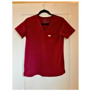 Figs Catarina One-Pocket Scrub Top & Zamora Jogger Scrub Pants (Burgandy)